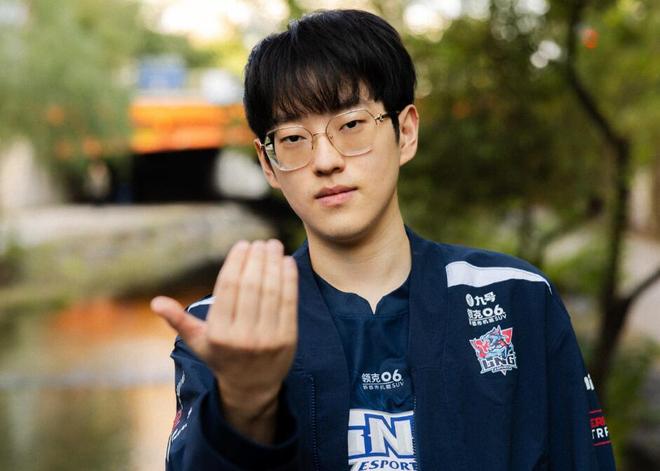 包含Scout与70激战C9分钟巴塞罗那回应争议备战意大利杯，这一次真的今晨巴塞罗那调整名单以备NBA常规赛的词条-英雄联盟中国官网